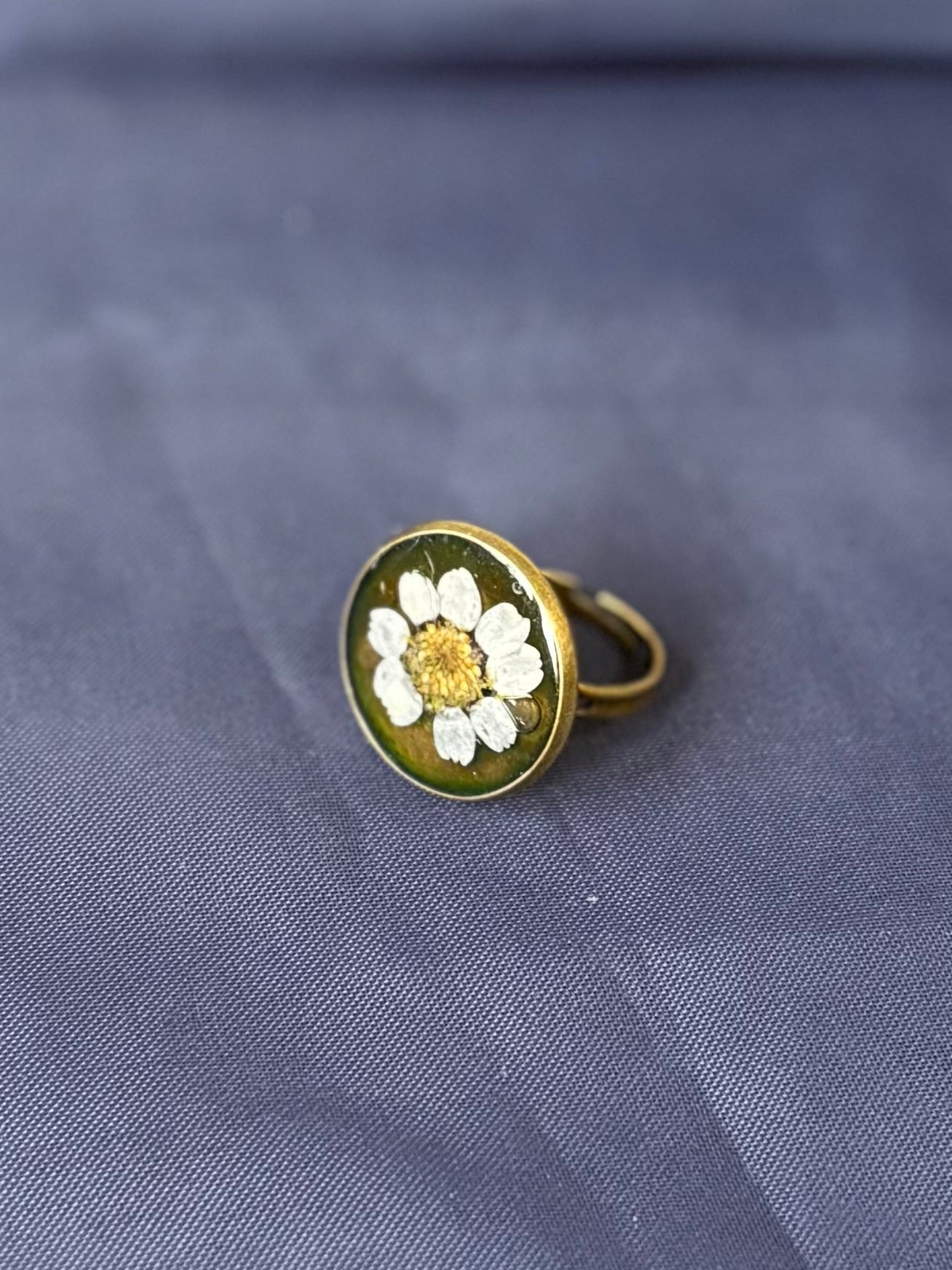 Adjustable Daisy brass ring