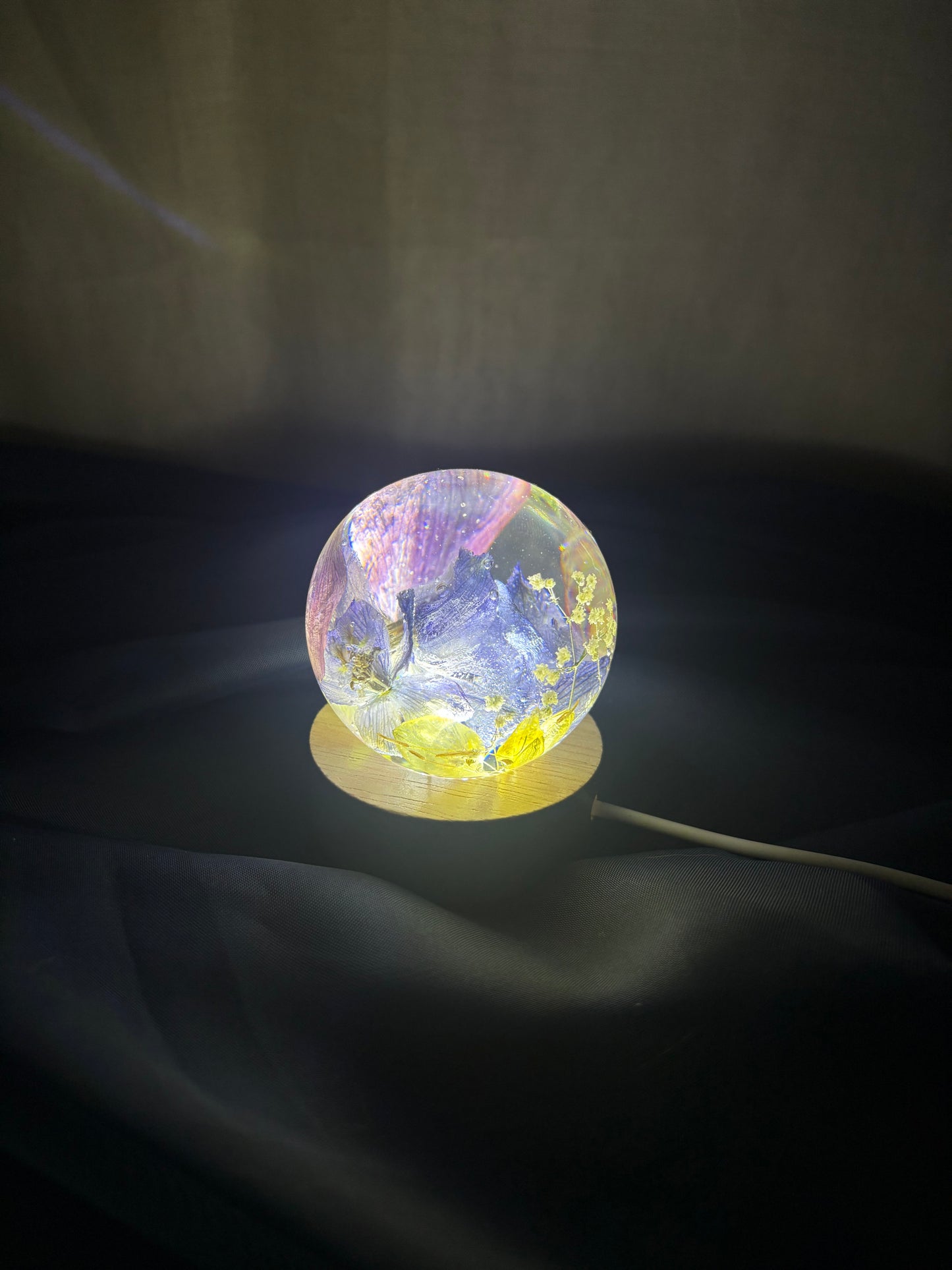 Sphere Floral nightlight