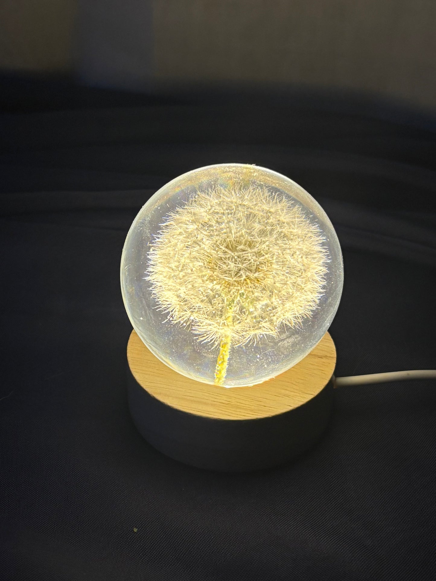 Sphere Dandelion nightlight