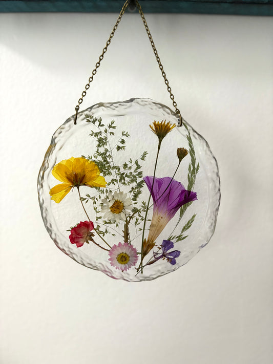 Round Floral sun catcher with Morning Glory